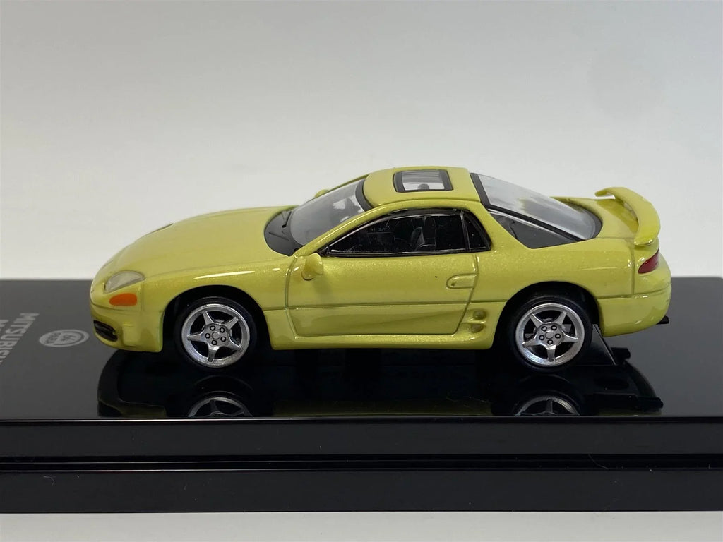 Mitsubishi 3000GT GTO Martinique Yellow Pearl RHD 1:64 Paragon 65137