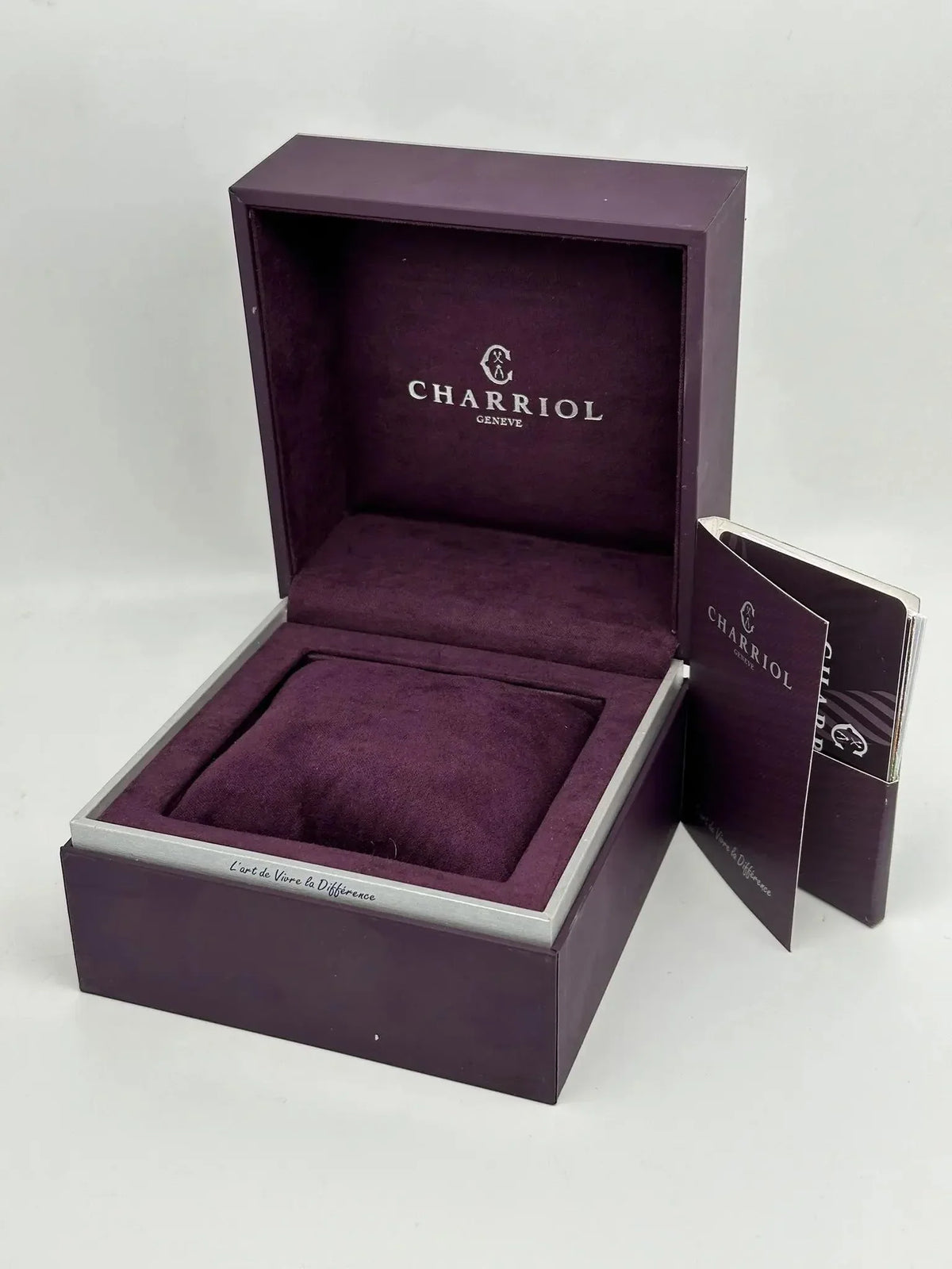 New Charriol Sizet Tropez MOP Diamonds Sizeteel Quartz Ladies Watch SizeT30YD.560.009