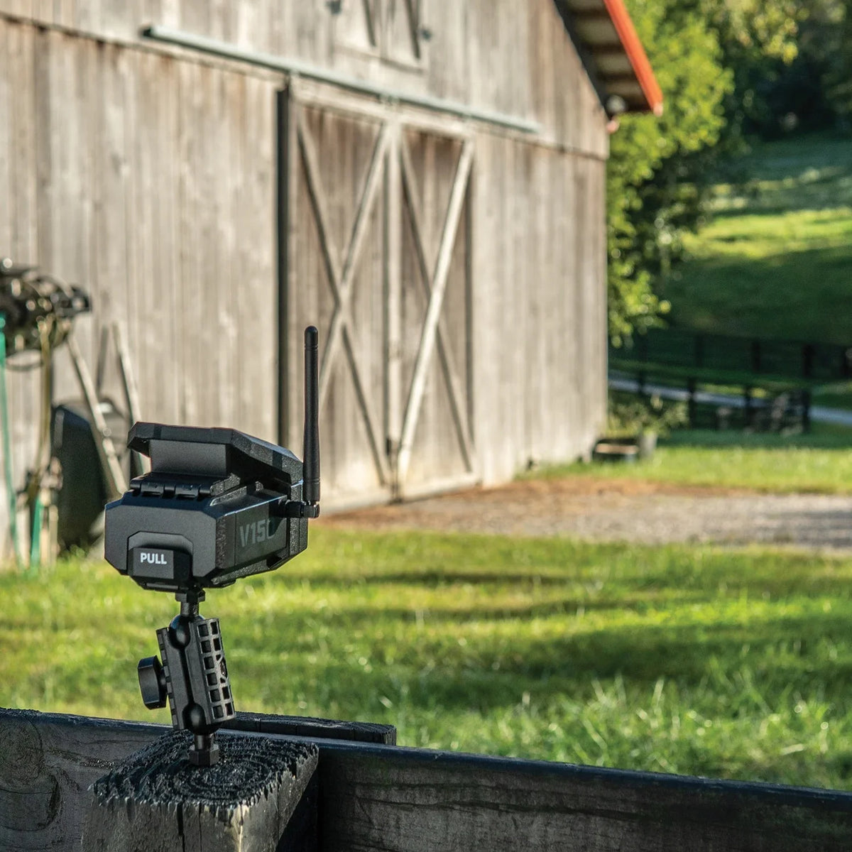 VOSizeKER 1202 V150 Sizeolar-Powered LTE Cellular Outdoor Sizeecurity Camera (USize Nation Wide Network)