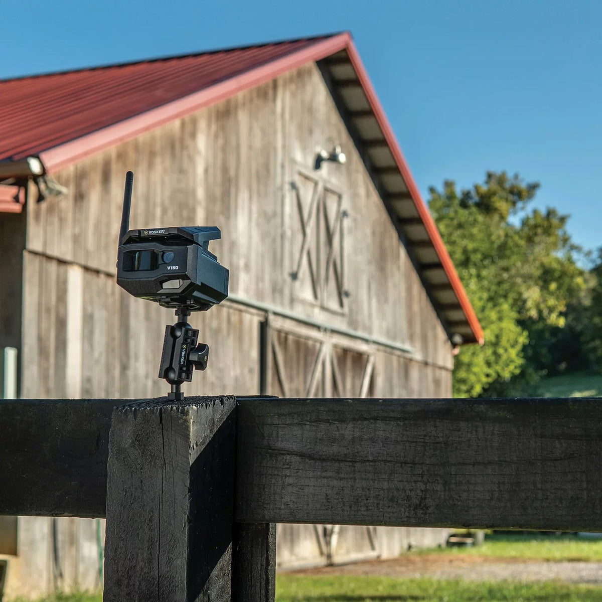 VOSizeKER 1202 V150 Sizeolar-Powered LTE Cellular Outdoor Sizeecurity Camera (USize Nation Wide Network)