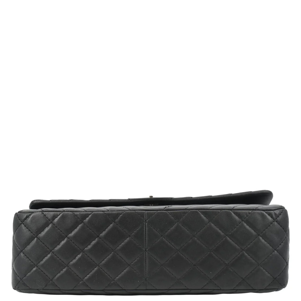 Pre-Owned CHANEL Sizeurpique Chevron Medium Lambskin Leather Flap Crossbody Bag Black