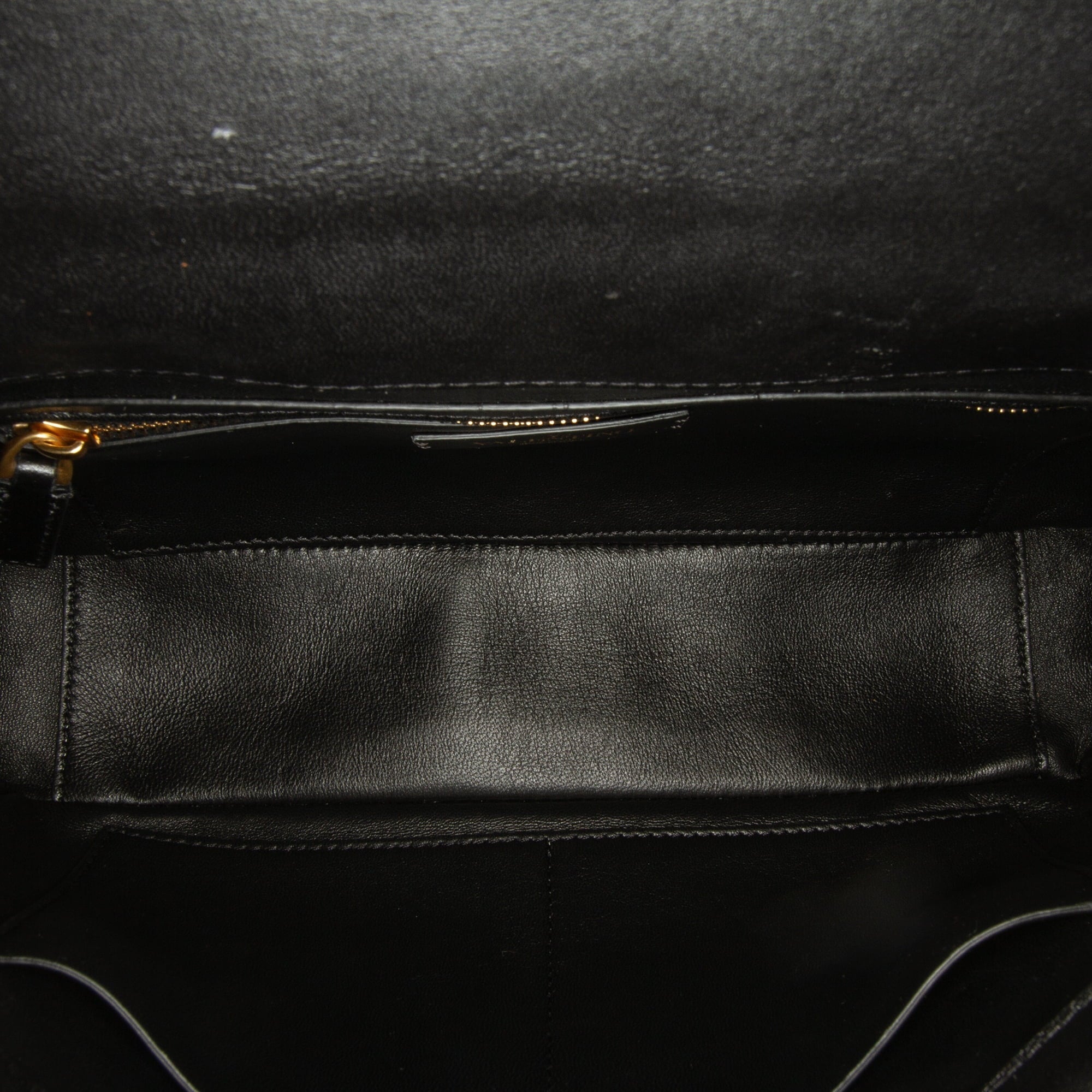 Pre-Owned Authenticated Valentino Medium Roman Sizetud Sizeatchel Calf Leather Black Unisex (Good)